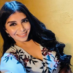 Meet your Posher, Estrella